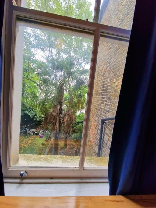 Charming Home With Private Balcony, On 1St Floor, With 2 Bathrooms, 3 Min Walk To Earl'S Court Station London Exterior foto